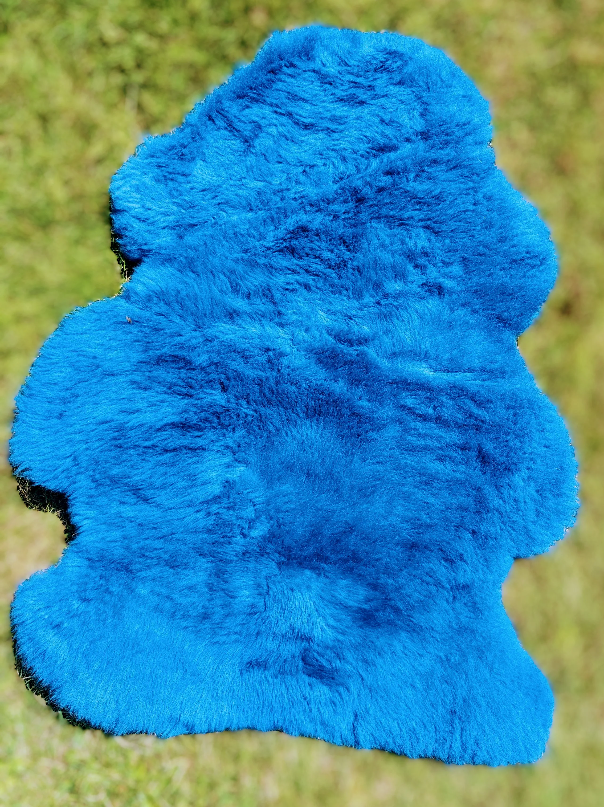 Eco Ewe Sheepskins (Blue Or Red) - Image 2