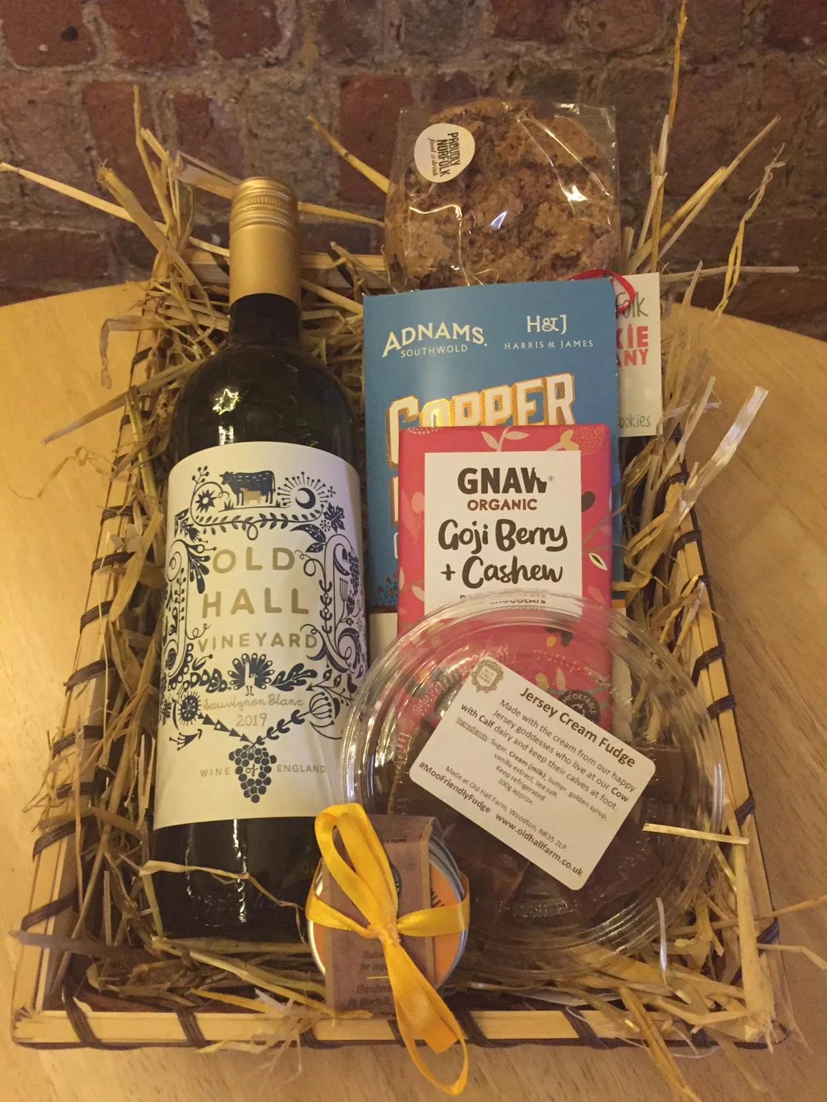 Hampers! - Image 4